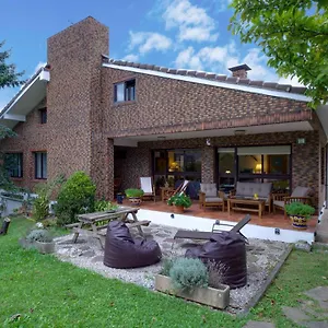 Homestay Menditxo Eder, San Sebastian